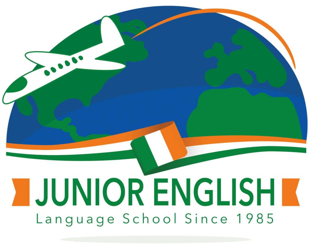 Junior по английски. Книга по английскому митчелл. 5 grammar. Юниор на английском. English for everyone книги.